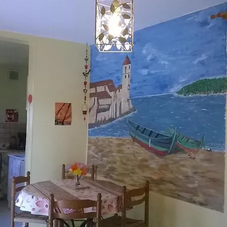 Two-bedroom With Terrasse And Garden 70 *